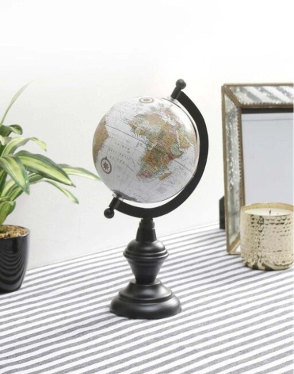 RIZIK STORE Gorgeous Iron White ShowPieces & Collectibles - Free Size, White, Iron, Pack of1